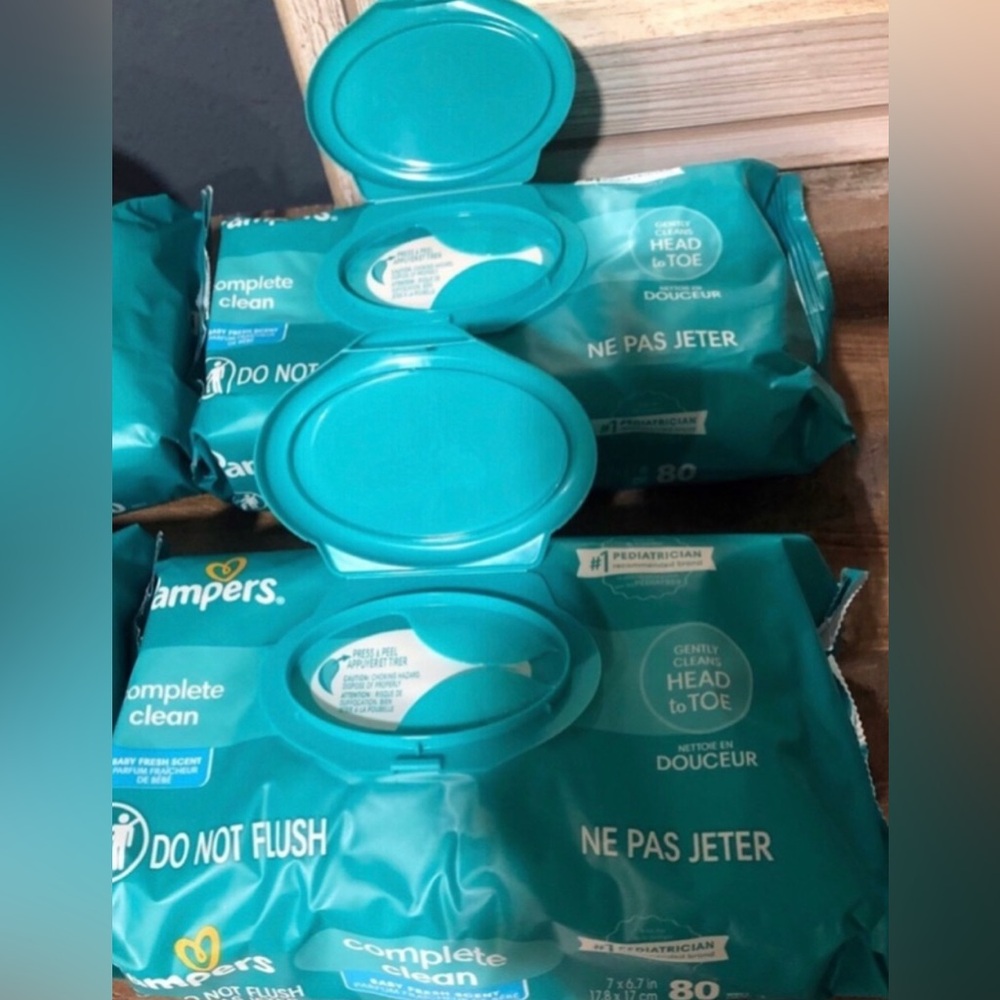 320 Pampers Complete Clean Baby Wipes In 4 Pop Top Packages Of 80 Wipes Each! - Picture 3 of 5